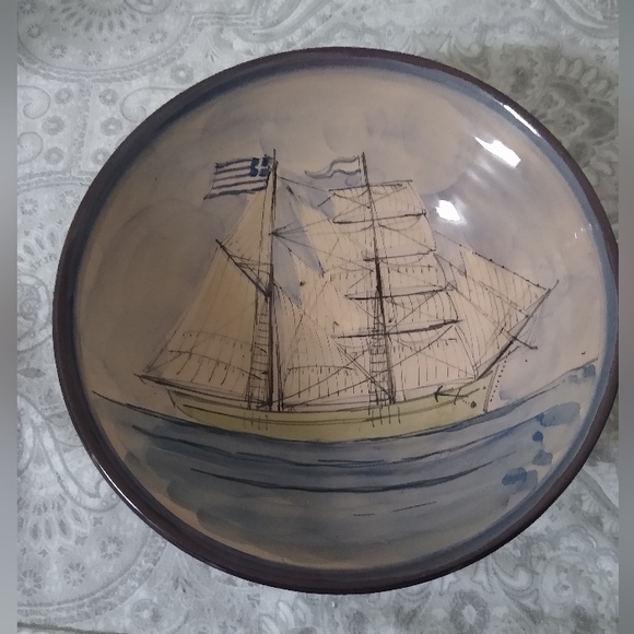 Nautical,Sailing, Beautiful Detailed Hand Painted Pottery Bowl with Ship, Signed - Picture 1 of 4
